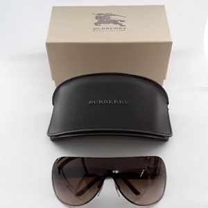 NIB Burberry B3057 1011/13 oversized Sunglasses